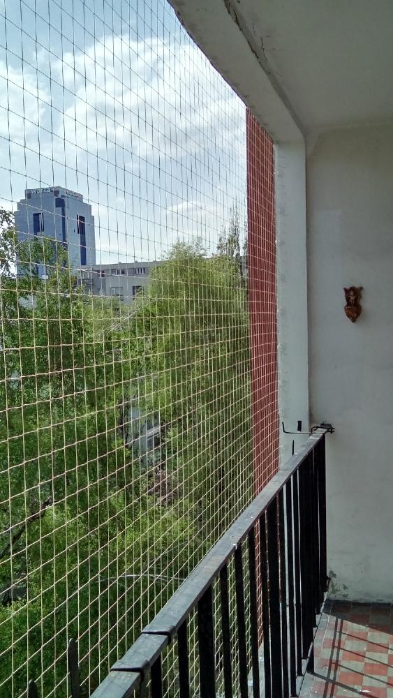 niewidoczna siatka na balkon